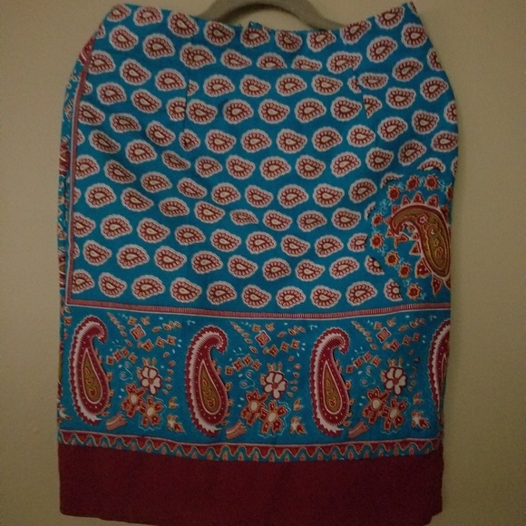 New African skirt set with sheer detailing. - Picture 2 of 2